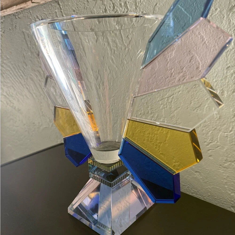 Luxury Sculptural Crystal Vase by Reflections Copenhagen – Neiman Marcus Excl
